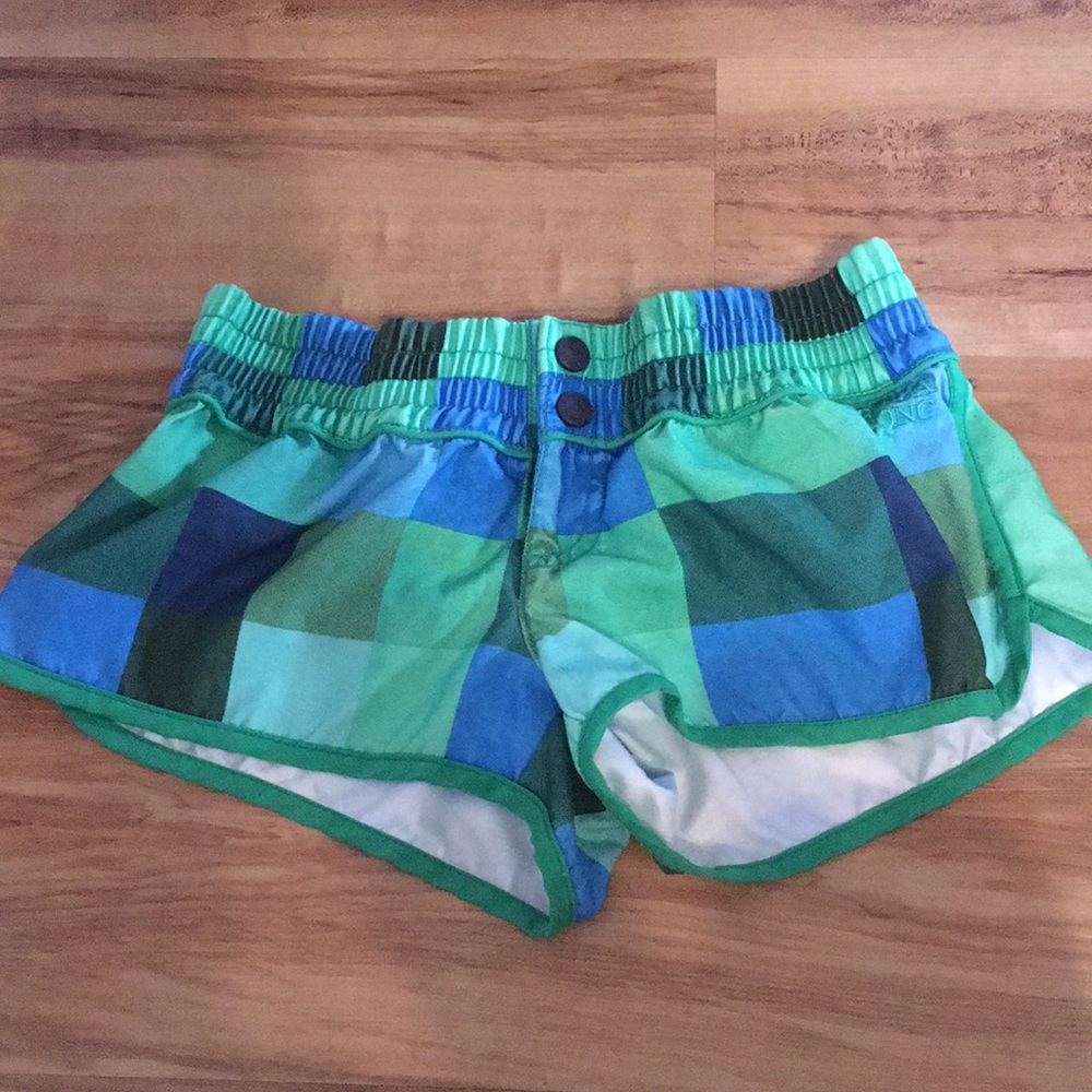 Billabong active shorts